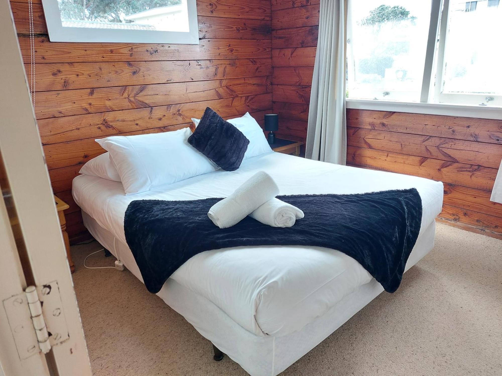 Edgewater Motel Orewa Exteriör bild
