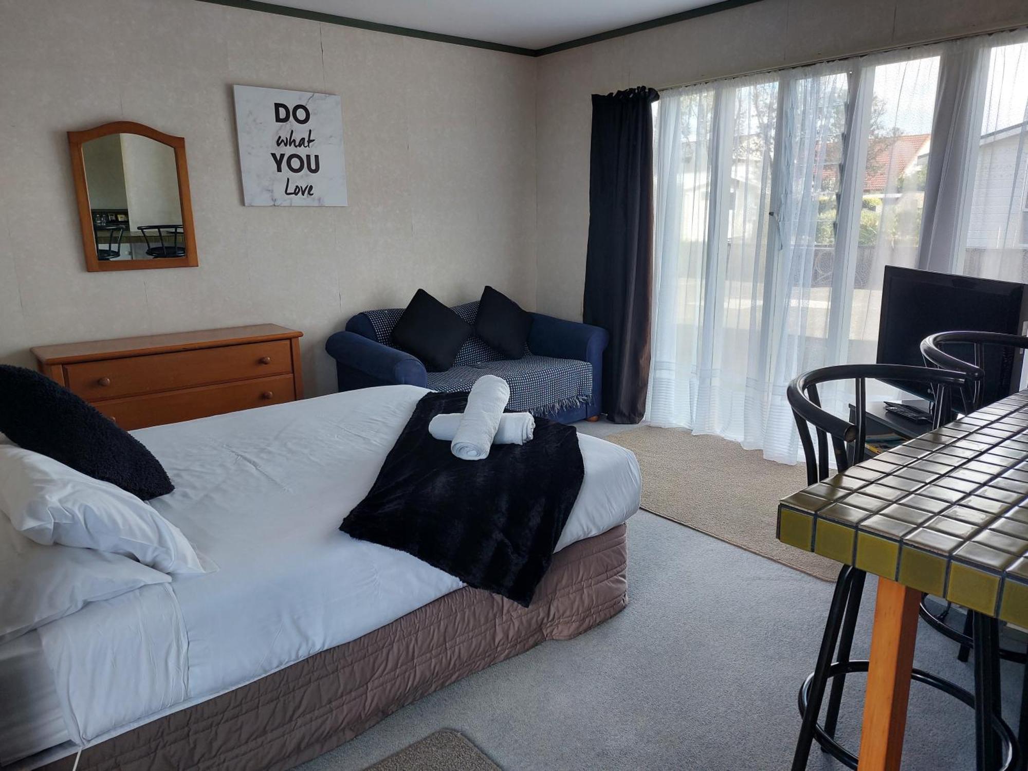 Edgewater Motel Orewa Exteriör bild